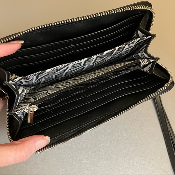 Nordstrom Marc New York Andrew Marc Wallet Wristlet in Black - Picture 3 of 5